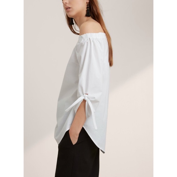 Aritzia Babaton Malik Blouse - Picture 2 of 4